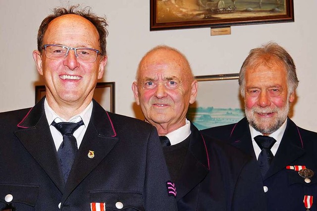 Geehrte der Feuerwehr Schwrzenbach (v...n, Hubert Kleiser, Gotthard Hofmeier.   | Foto: Eva Korinth