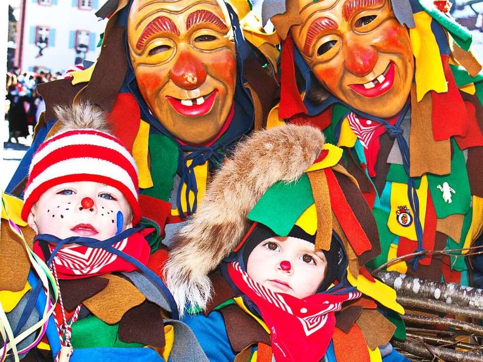 Nach dem Ende des Corona-Flugverbots b...algenvgel auf die baldige Fasnet vor.  | Foto: Wilfried Dieckmann