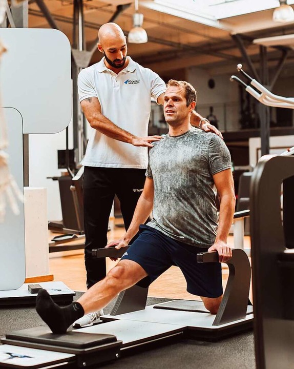 Gemeinsam mit top ausgebildeten Traine...individuellen Trainingsplan erstellen.  | Foto: Rckgrat