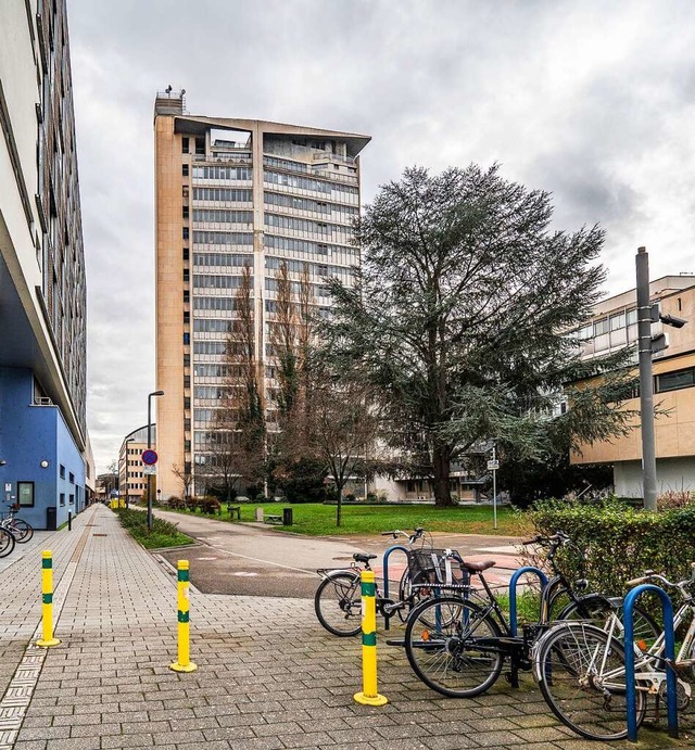 73 Meter hoch: der Chemie-Turm in Straburg  | Foto: teli