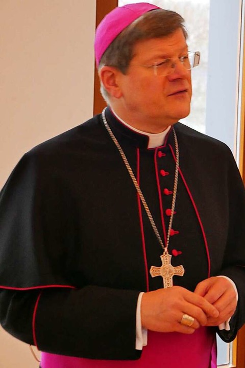 Erzbischof Stephan Burger beim Empfang fr die Gemeinde  | Foto: Michael Gottstein