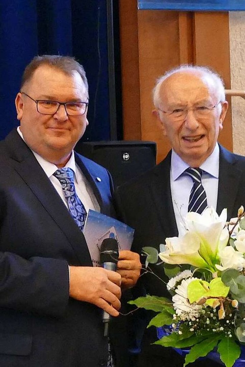 Horst Hasenauer (rechts) war Gründungsmitglied des Gewerbeverbands im Mai 1984.  | Foto: Frank Schoch