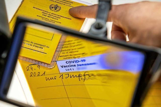 2700 Euro Strafe fr geflschten Nachweis einer Coronaschutzimpfung