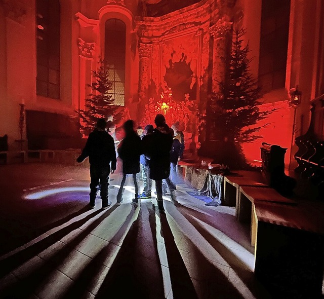 Mit der abendlichen &#8222;Funzelfhru...chtes Kirchenabenteuer fr alle Sinne.  | Foto: Senoka