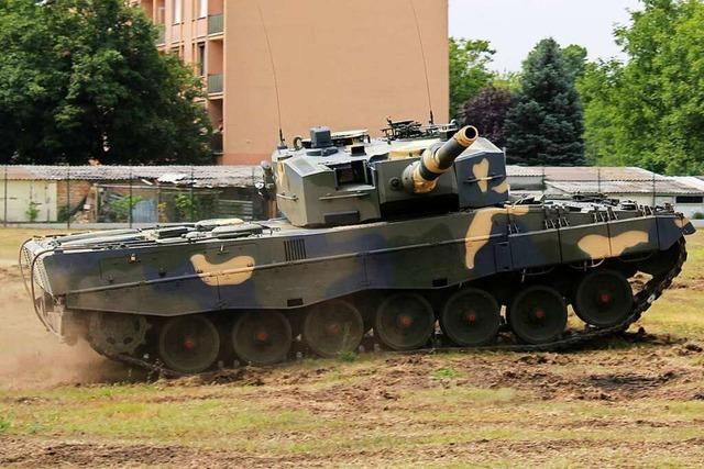 Bekommt die Ukraine bald Leopard-2-Kampfpanzer aus dem Westen?