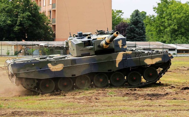 Ein Leopard 2 A4  | Foto: Gregor Mayer (dpa)