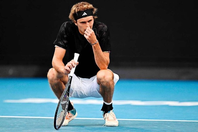 Alexander Zverev ist nach dem Ausscheiden enttuscht.  | Foto: MANAN VATSYAYANA (AFP)