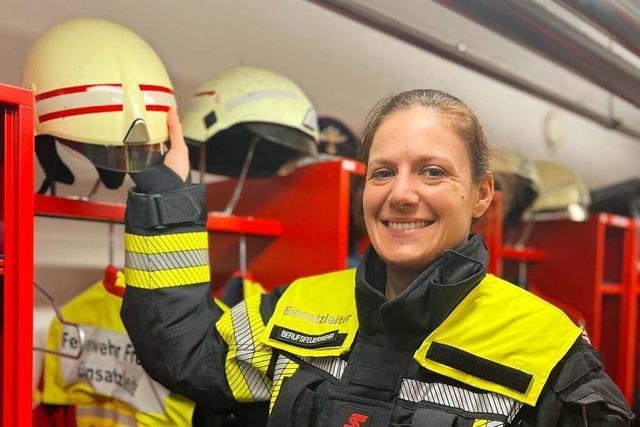Eine Freiburgerin teilt auf Instagram ihren Alltag bei der Feuerwehr