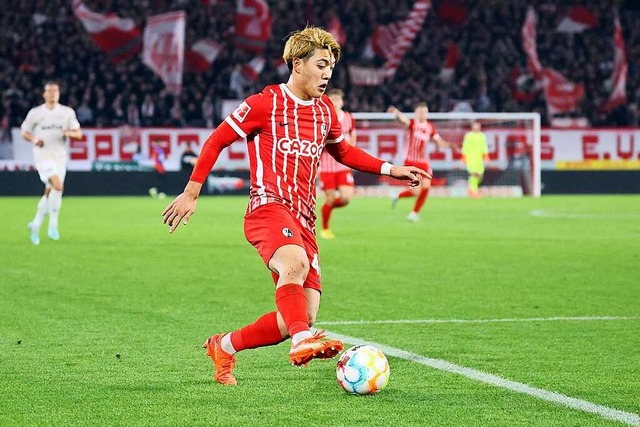 Ritsu Doan will im SC-Trikot da weiter...ll (wie hier im November gegen Union).  | Foto: IMAGO/Pressefoto Rudel/Robin Rudel