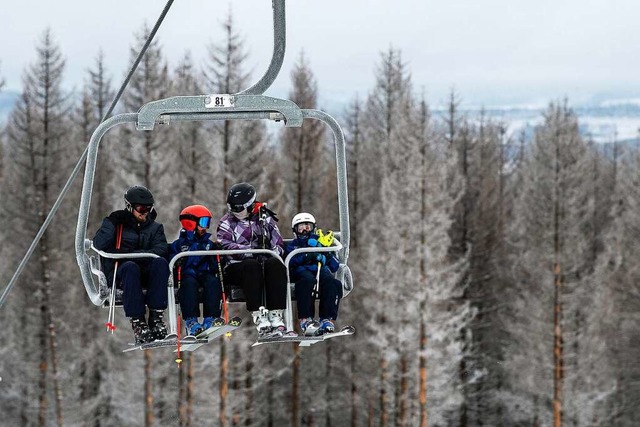 Im Harz sind die Pisten bereit fr Skifahrerinnen und Skifahrer  | Foto: Swen Pfrtner (dpa)