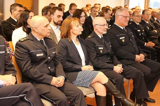 Leitender Polizeidirektor Renato Gigli...ne Frau sowie Prsident Jrgen Rieger.  | Foto: Hubert Rderer