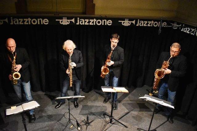 Beethoven und Bach im Jazz-Modus mit Peter Lehel's Finefones Saxophone Quartet