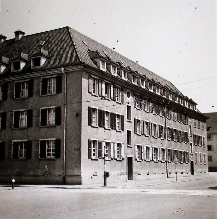 So sah der Wohnblock an der Ecke Komtu...31, kurz nach der Fertigstellung, aus.  | Foto: privat