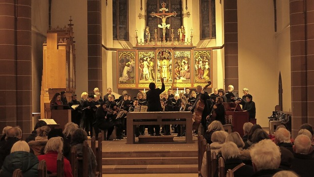 Der Kammerchor Emmendingen begeisterte...Bonifatiuskirche mit Musik von Mozart.  | Foto: Georg Vo