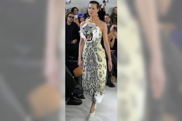 Die Pariser Fashionweek Haute Couture hat begonnen
