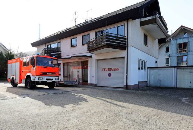 Das Kappler Feuerwehrgertehaus entspr...nge nicht mehr modernen Anforderungen.  | Foto: Ingo Schneider