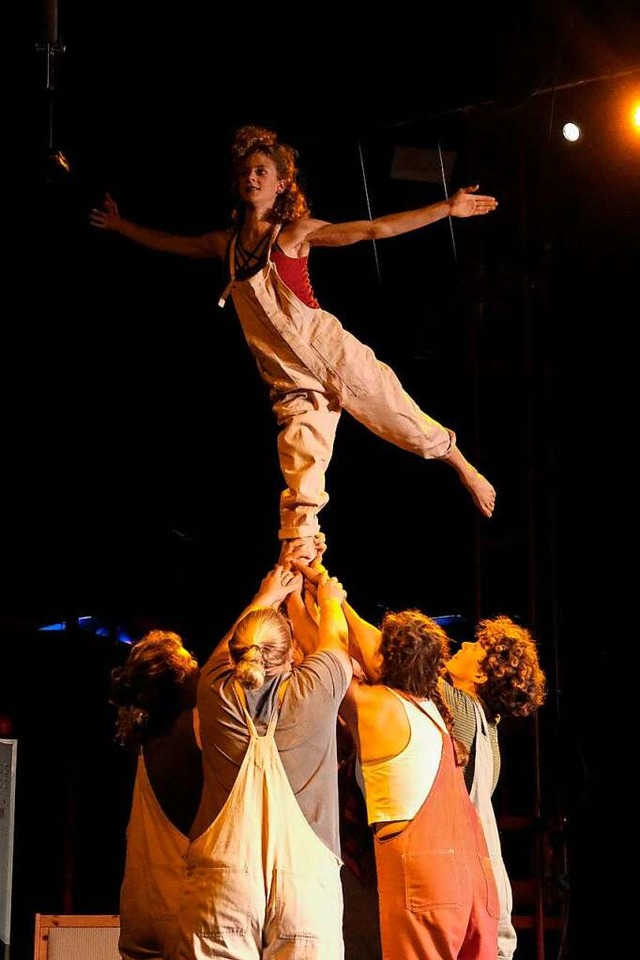 Szene aus dem Projekt des Cirque Intense  | Foto: Cirque Intense