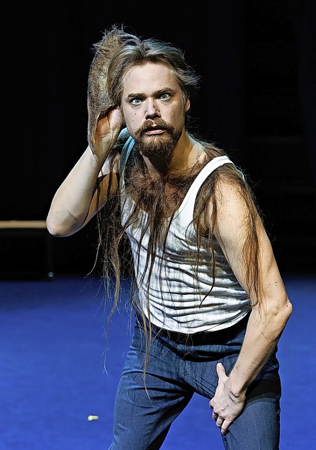 Sven Schelker als Esel im &#8222;Sommernachtstraum&#8220;  | Foto: Ingo Hhn