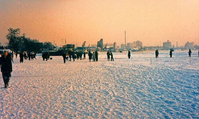 Viele Einwohner nutzten das schne Win...hen, berichtete die BZ im Januar 1963.  | Foto: Oliver Welti
