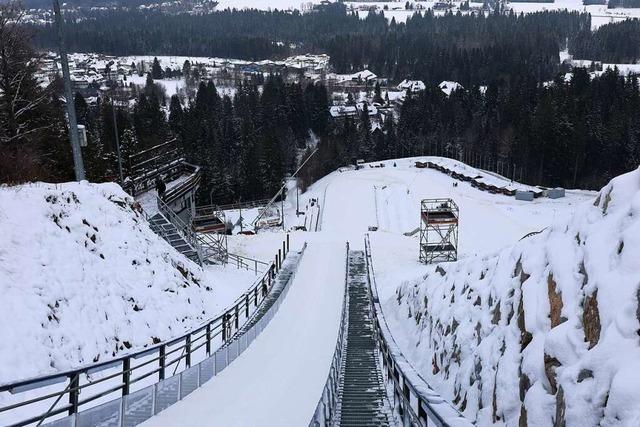 Technische Probleme beim Weltcup der Skispringerinnen in Hinterzarten
