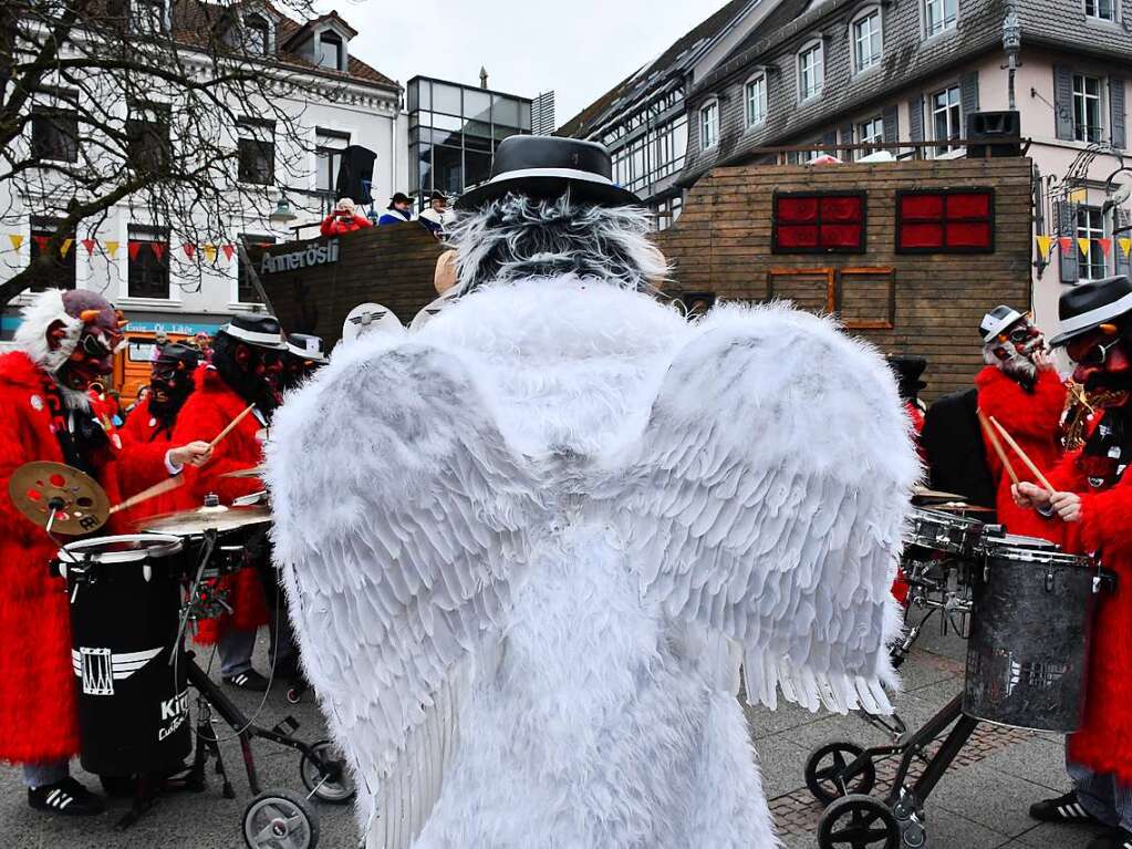 Impressionen vom Narrenbaumstellen in Lrrach