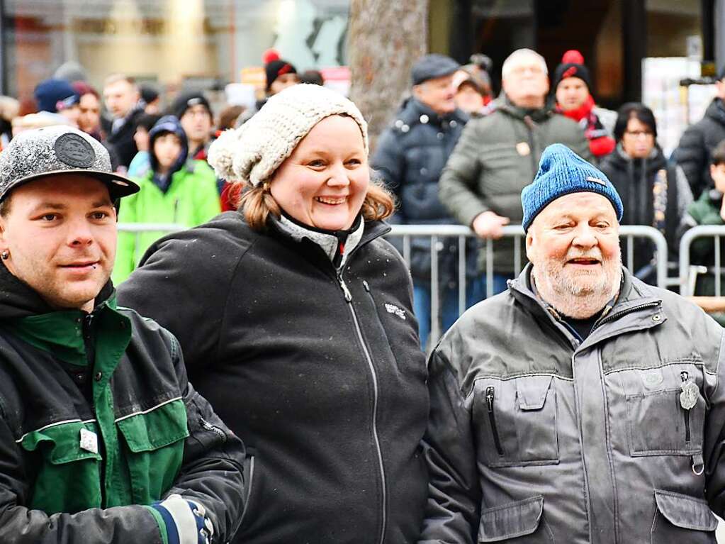 Impressionen vom Narrenbaumstellen in Lrrach