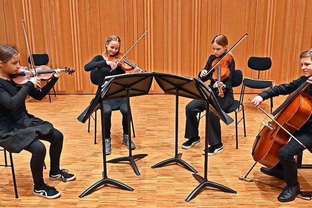 Lieber spielen als ben (von links): I...sdorff, Felice Limbcher, Martin Henke  | Foto: Michael Bamberger