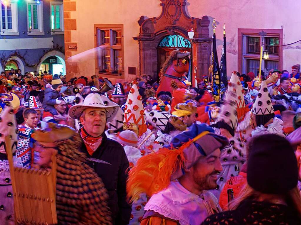 Start in eine lange Nacht: Die Znfte treffen sich am Samstagabend auf dem Marktplatz zum "Durcheinander-Umzug".