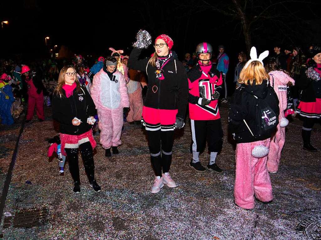 Viel Los war auf den Straen in Bollschweil in der Nacht von Samstag auf Sonntag. Rund 90 Znfte mit mehr als 2000 Hstrgern folgten dem Ruf.