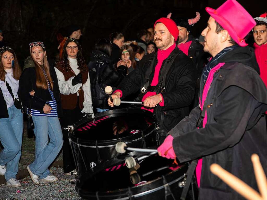 Viel Los war auf den Straen in Bollschweil in der Nacht von Samstag auf Sonntag. Rund 90 Znfte mit mehr als 2000 Hstrgern folgten dem Ruf.