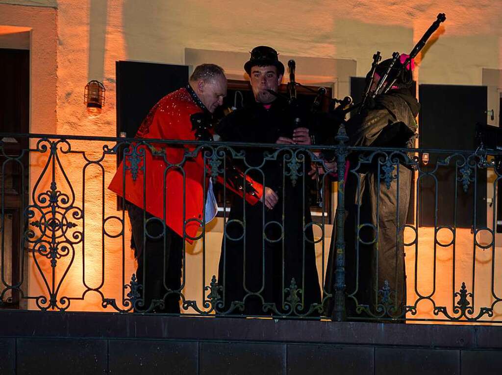 Viel Los war auf den Straen in Bollschweil in der Nacht von Samstag auf Sonntag. Rund 90 Znfte mit mehr als 2000 Hstrgern folgten dem Ruf.