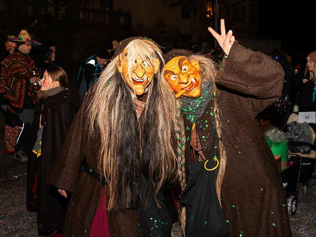 Viel Los war auf den Straen in Bollschweil in der Nacht von Samstag auf Sonntag. Rund 90 Znfte mit mehr als 2000 Hstrgern folgten dem Ruf.