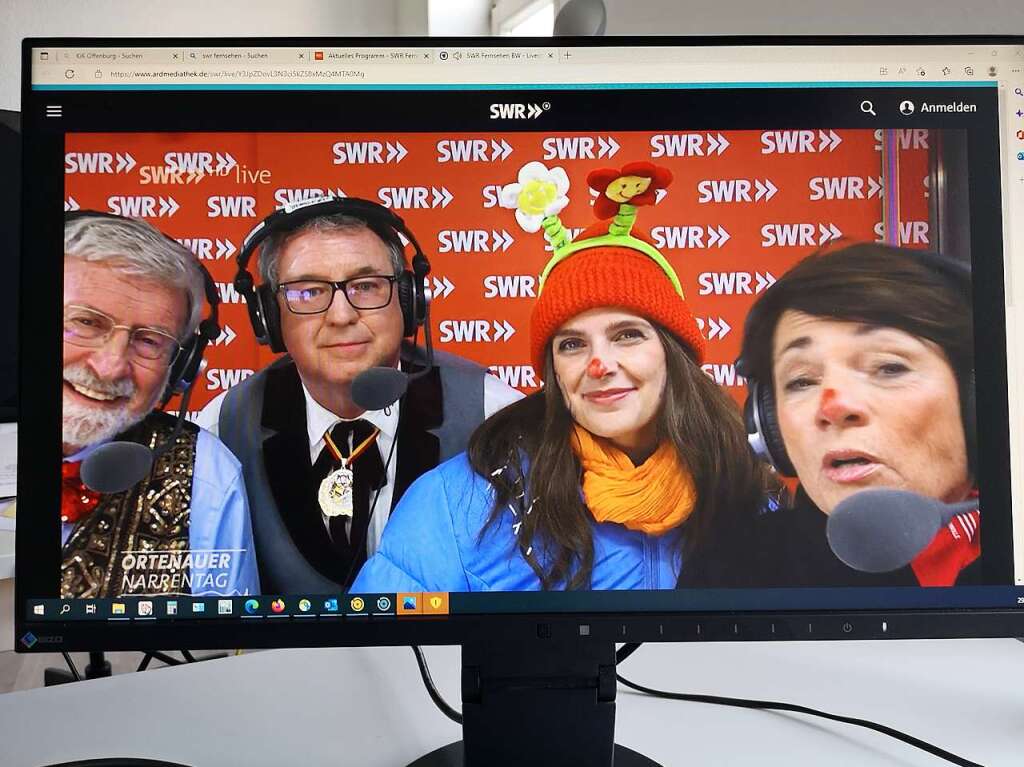 Das Moderatorenteam des SWR-Fernsehens kommentierte von 13.45 bis 16.30 Uhr live den XXL-Umzug (von links): Werner Mezger, Andreas Drescher, Maja Ihle,  und Sonja Faber-Schrecklein.