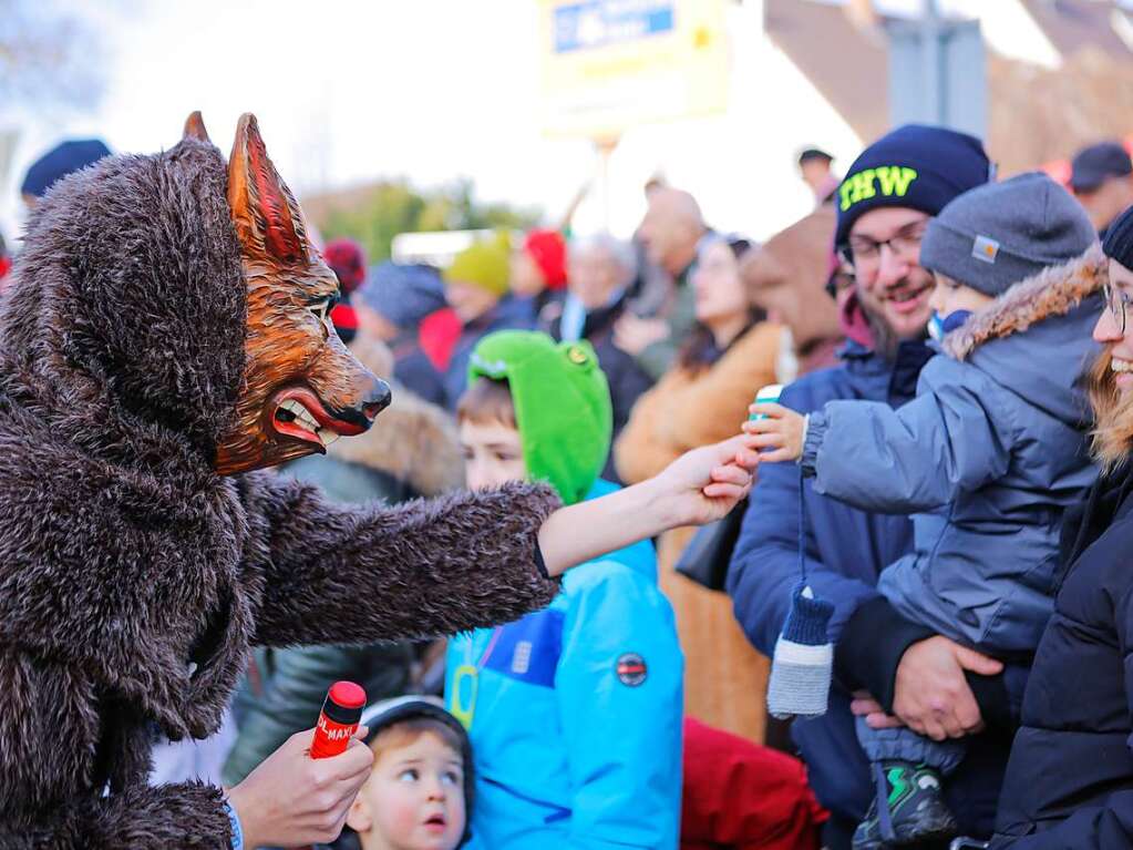 66 Narrenznfte und zahlreiche Besucherinnen und Besucher haben das 66-jhrige Bestehen der Kappeler Rhinschnooge gefeiert.