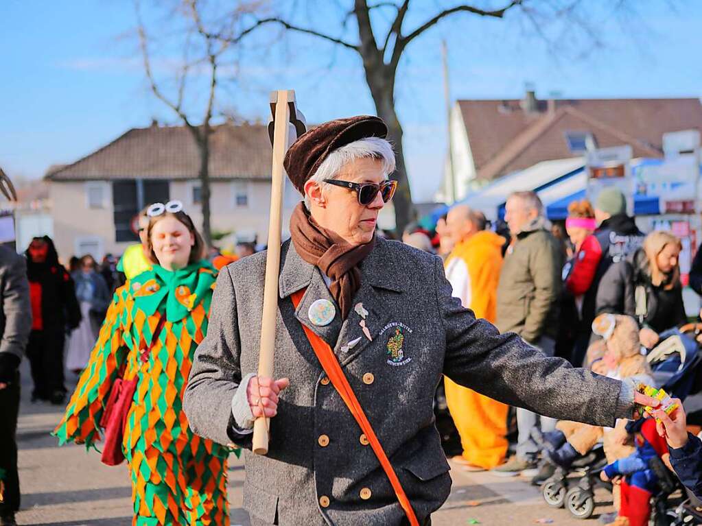 66 Narrenznfte und zahlreiche Besucherinnen und Besucher haben das 66-jhrige Bestehen der Kappeler Rhinschnooge gefeiert.