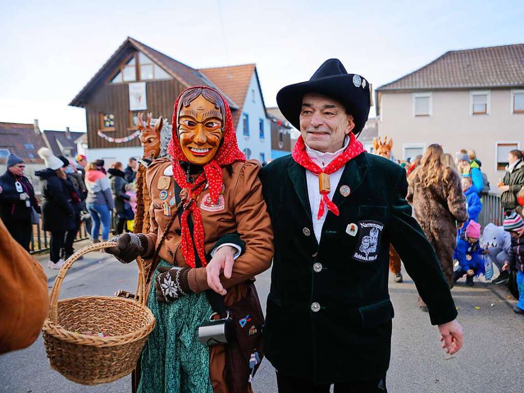 66 Narrenznfte und zahlreiche Besucherinnen und Besucher haben das 66-jhrige Bestehen der Kappeler Rhinschnooge gefeiert.