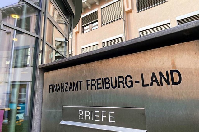 Die Grundsteuerreform und die Rckzahl...hraufwand im Finanzamt Freiburg-Land.   | Foto: Sebastian Heilemann