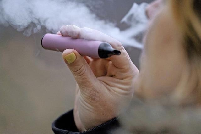 Lucha fordert Verbot von Einweg-E-Zigaretten