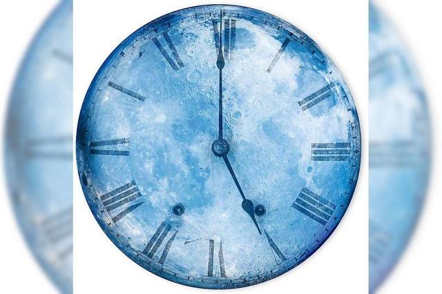 Warum luft die Zeit auf dem Mond langsamer?