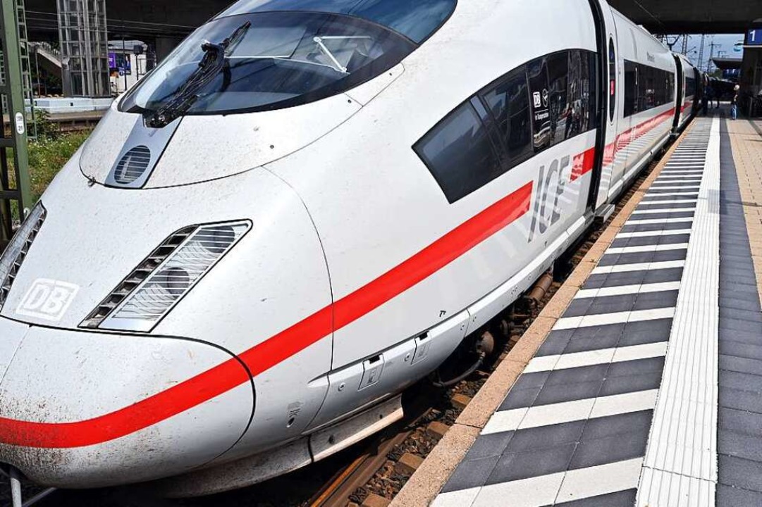 In einem ICE von Paris nach Stuttgart ...g ein Baby geboren worden (Symbolbild)  | Foto: Thomas Kunz
