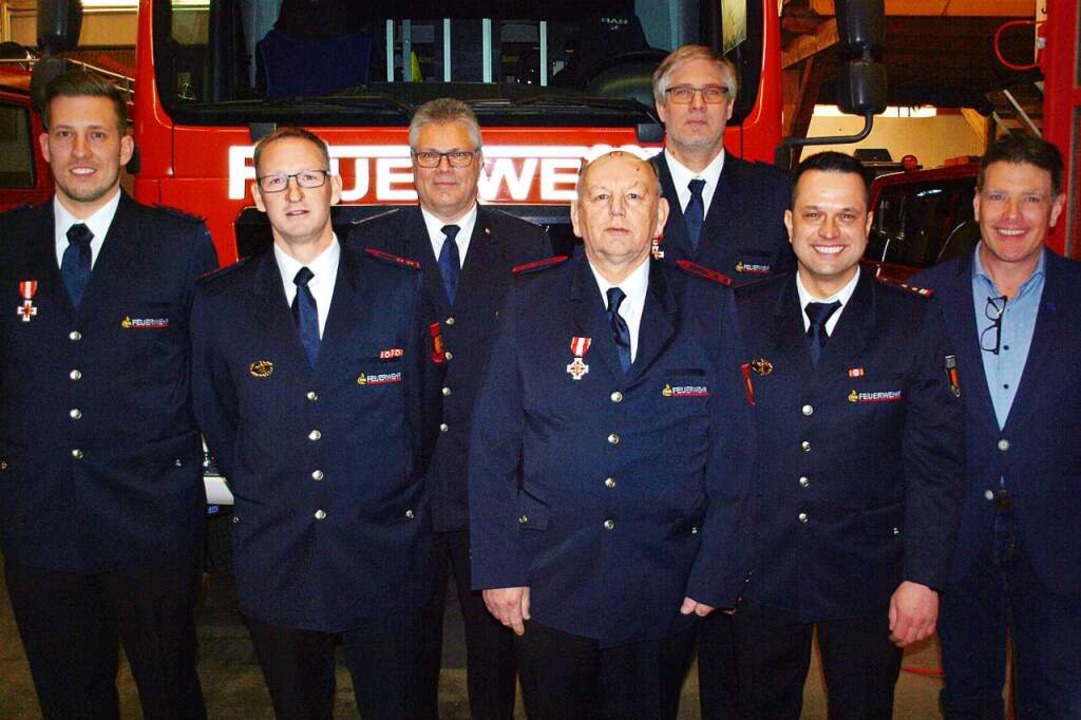 Generalversammlung der Feuerwehr Inzli...g und Beförderung zahlreicher Aktiver.  | Foto: Paul Schleer