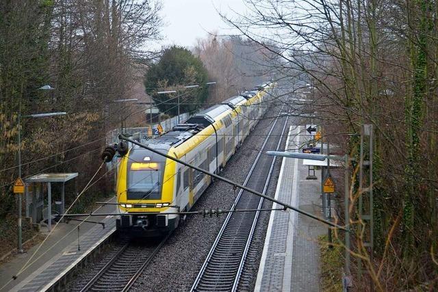 Bahn rückt durch Ausbau der Rheintalstrecke näher an Ebringer Häuser
