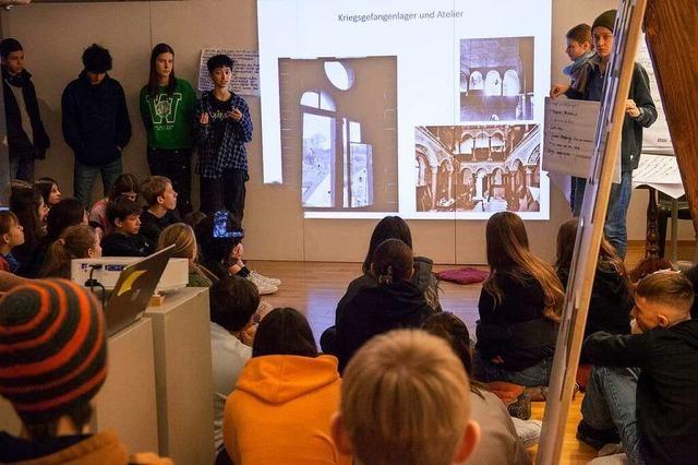 Schüler auf den Spuren jüdischen Lebens in Müllheim