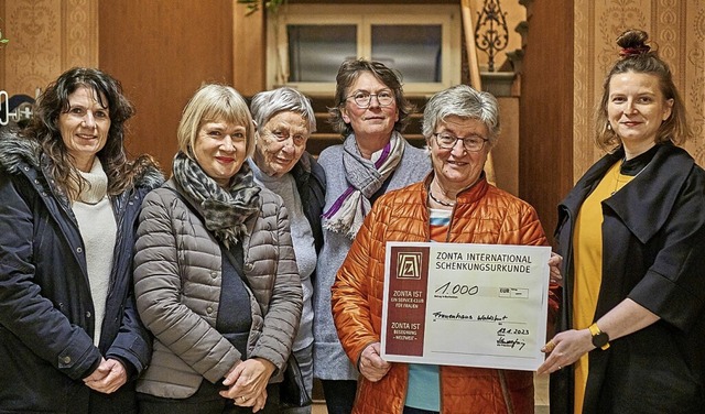 Anja Inderwildi, Dorothee Trndle, Ing...rerin Ann-Dorothe Zhlke (von links).  | Foto: Julia Becker