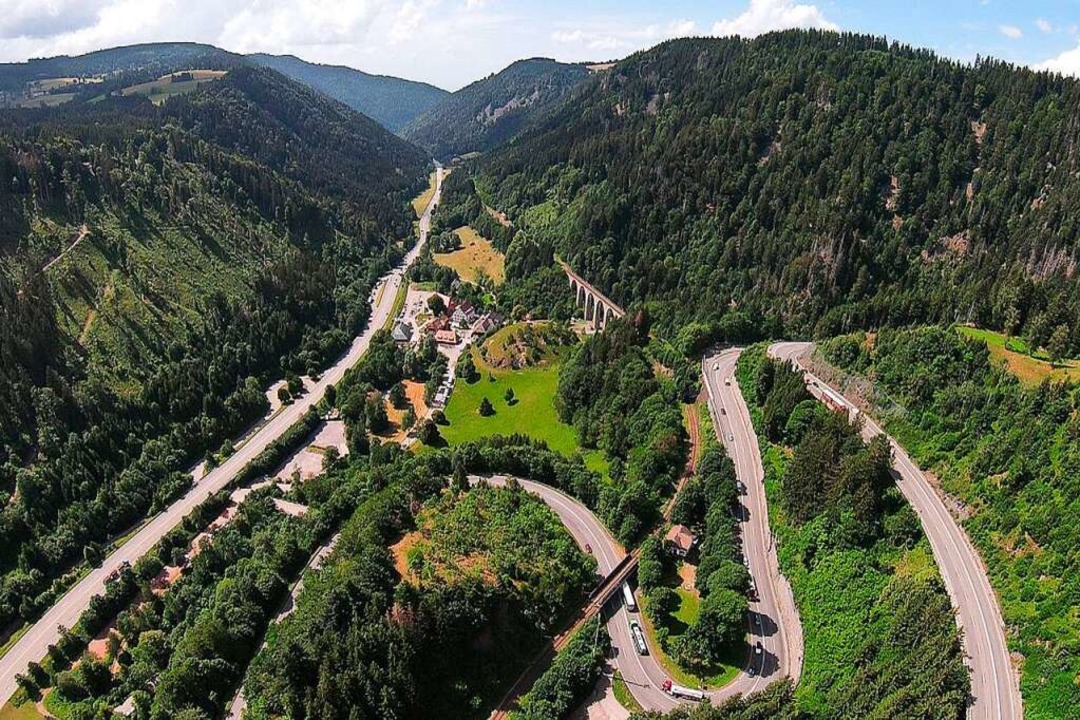 Das Hllental ist das Nadelhr der B31.  | Foto: Timo Drr