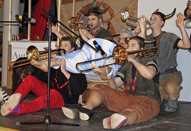 Laut und schrg &#8211; so hrt sich Badewilemer Fasnacht an.  | Foto: Silke Hartenstein