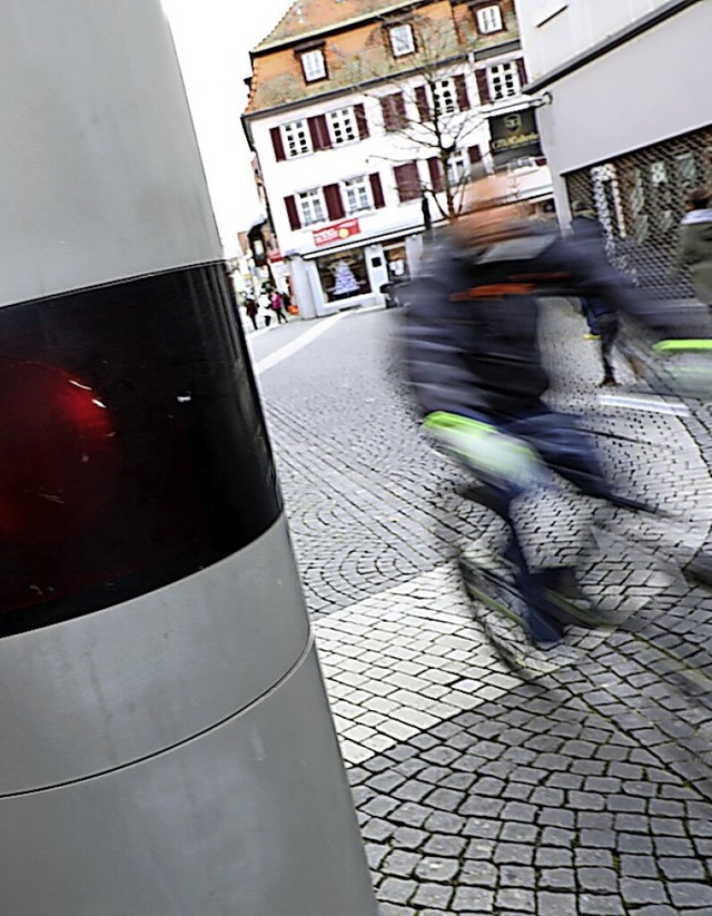 Mehr als 2700-mal haben die beiden Anlagen am Urteilsplatz Radler geblitzt.  | Foto: Christoph Breithaupt