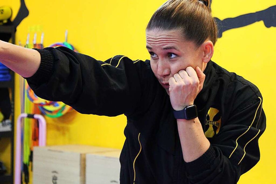 Carolin Weihrauch ist Kickbox-Trainerin beim Fightclub Emmendingen und Freiburg.  | Foto: Enya Steinbrecher
