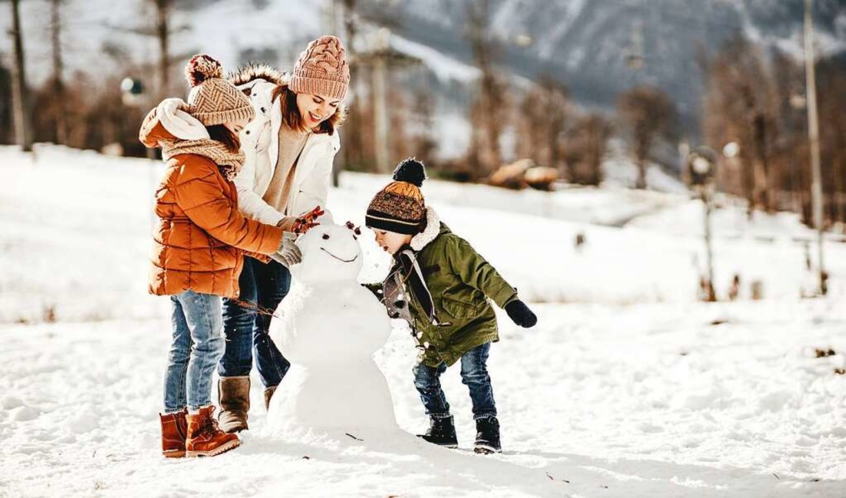 In den Monaten Februar und März kann man noch viel Spaß im Schnee haben.  | Foto: evgeny atamanenko (stock.adobe)