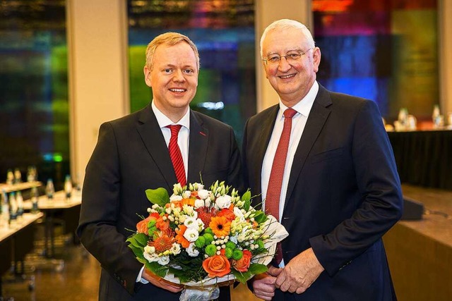 Matthias Neth (links) folgt auf Peter Schneider.  | Foto: Ines Rudel (dpa)